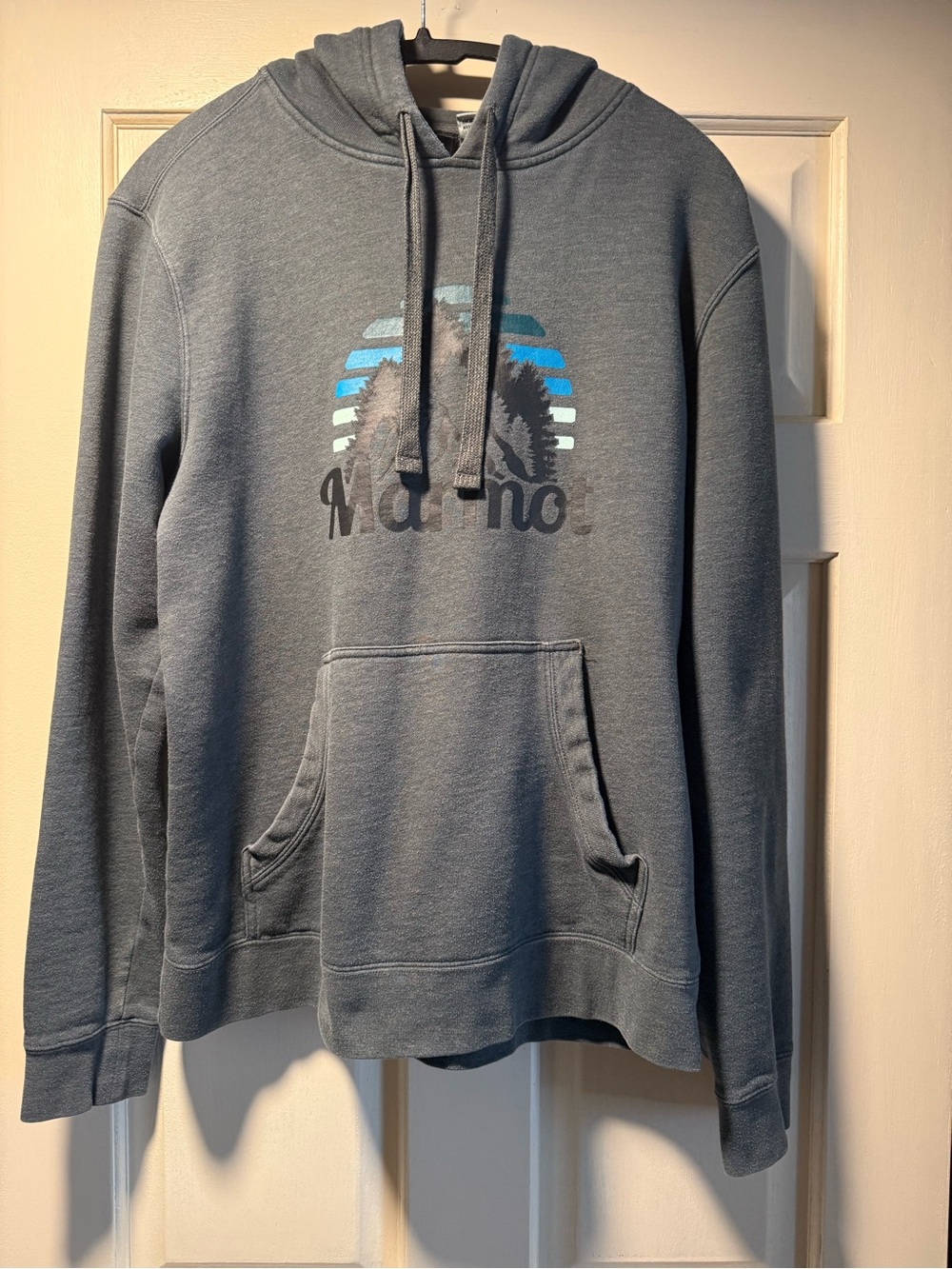Marmot Men’s Medium Graphic Pullover Hoodie Gray Mountain Logo Sweatshirt